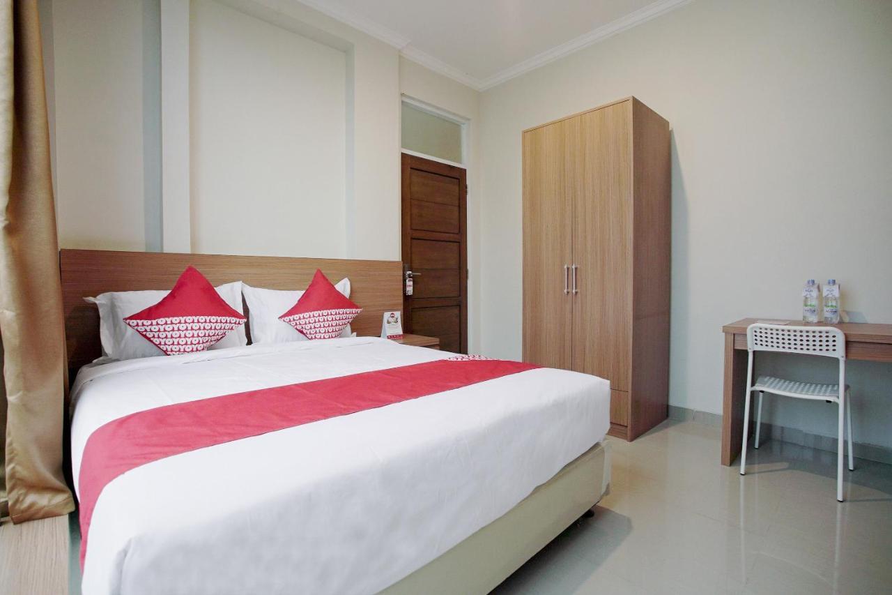 Oyo 415 The Kartini 8 Residence Jakarta Extérieur photo