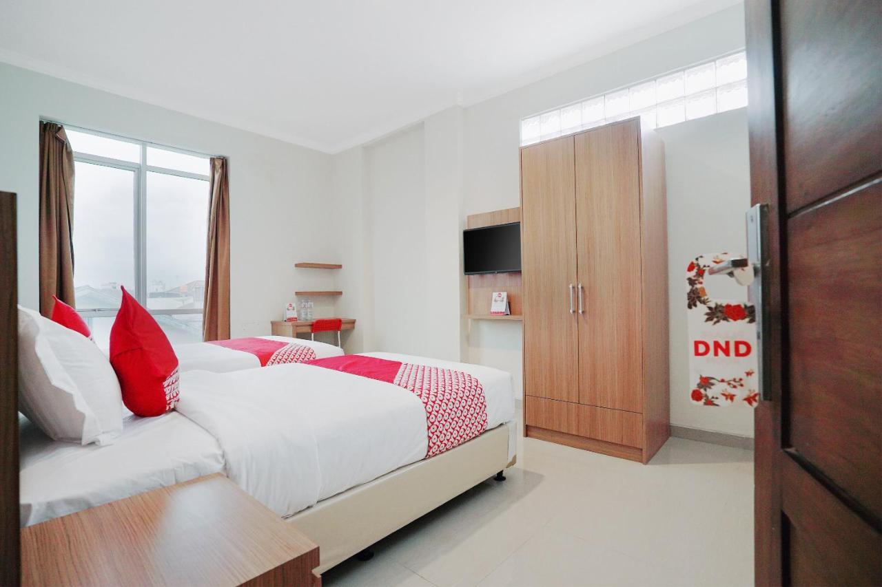 Oyo 415 The Kartini 8 Residence Jakarta Extérieur photo