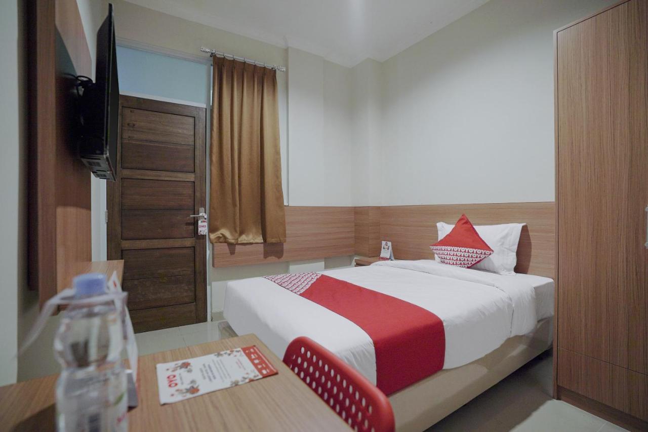 Oyo 415 The Kartini 8 Residence Jakarta Extérieur photo