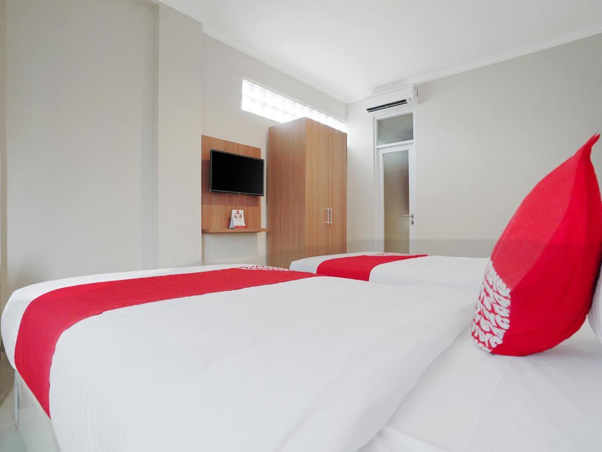 Oyo 415 The Kartini 8 Residence Jakarta Extérieur photo