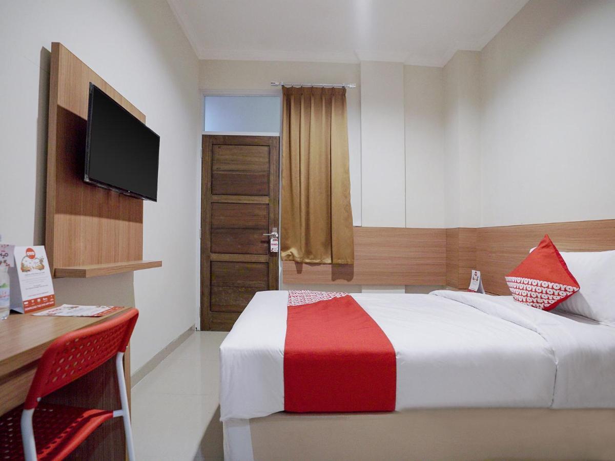 Oyo 415 The Kartini 8 Residence Jakarta Extérieur photo