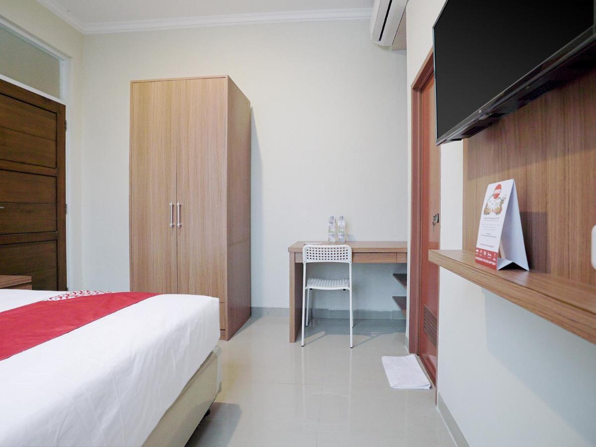Oyo 415 The Kartini 8 Residence Jakarta Extérieur photo